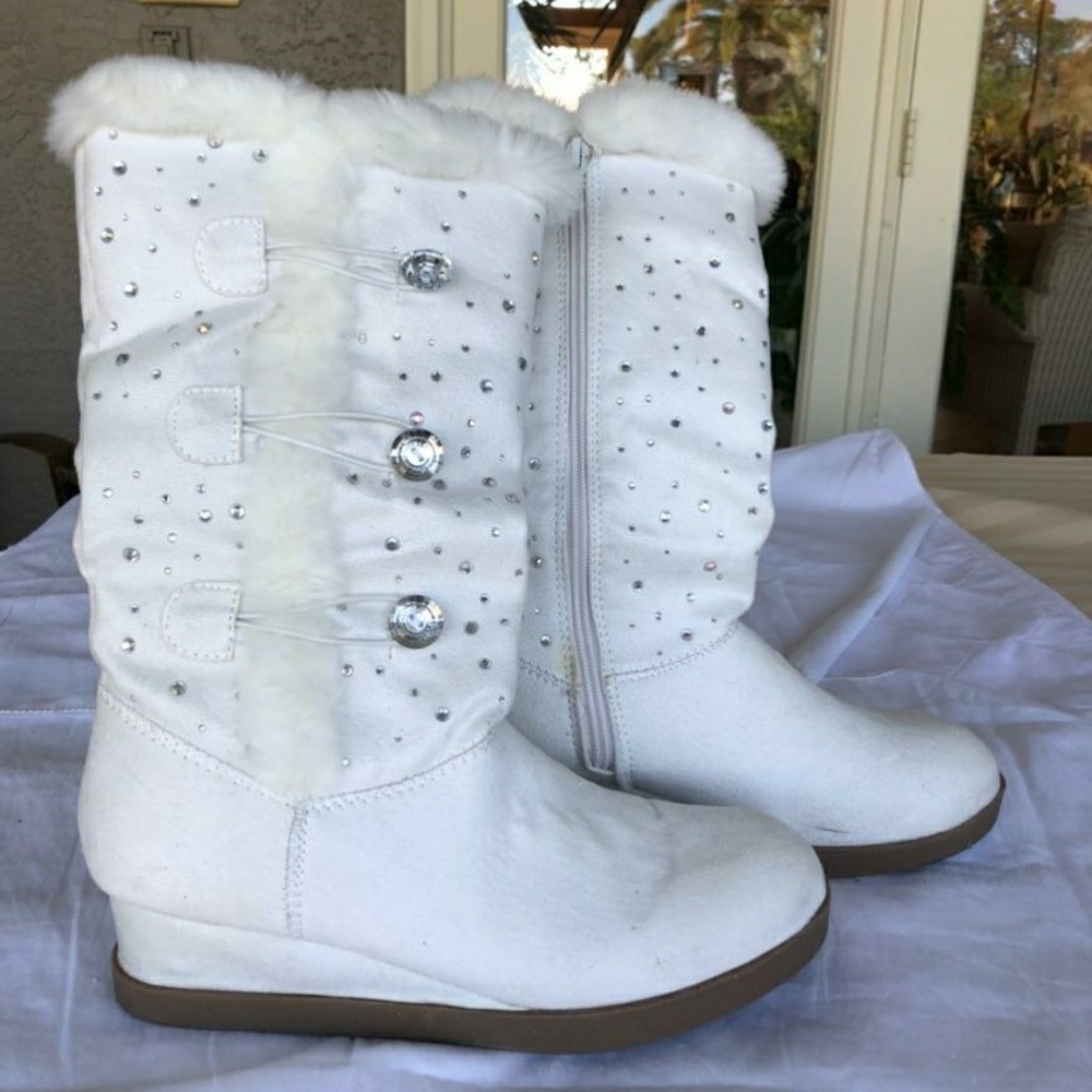 Justice boots